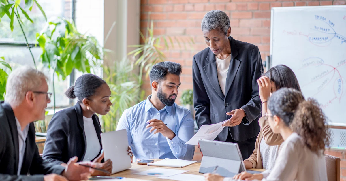 Contract Closers How They Drive Sales Without the Overhead of Full-Time Teams
